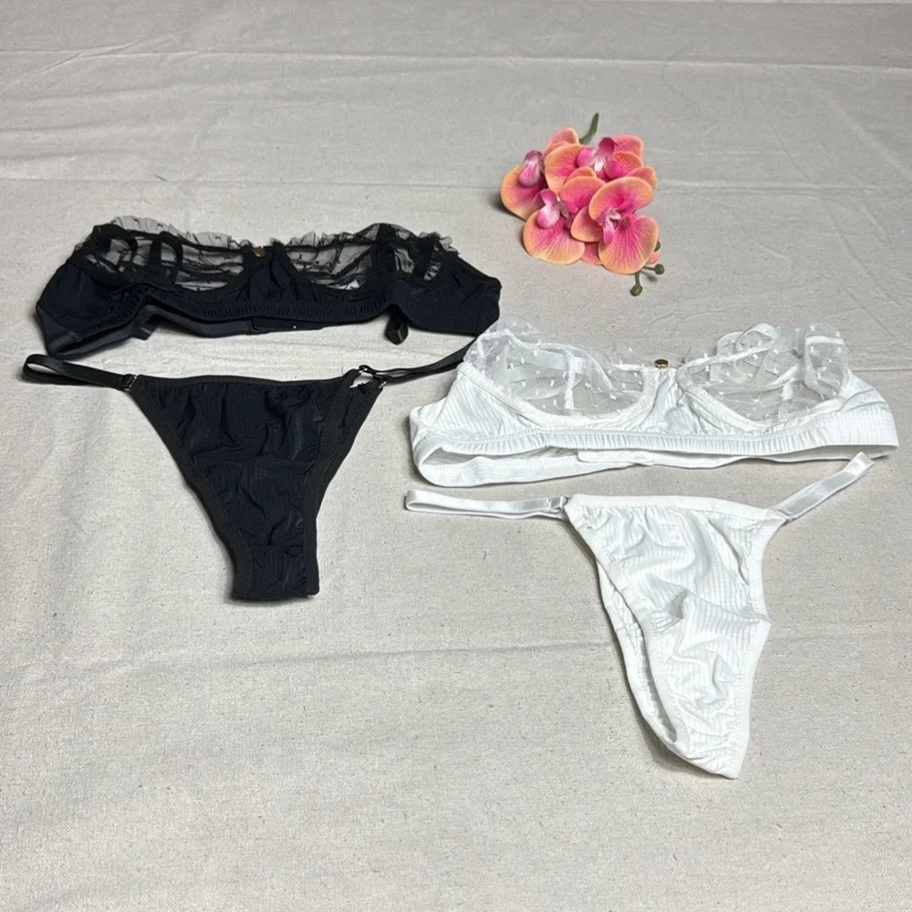 Bundle  Of 4  Pieces  Black / White Elegant Lingerie Set.
